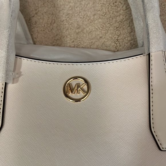MICHAEL KORS TOTE - Picture 3 of 9